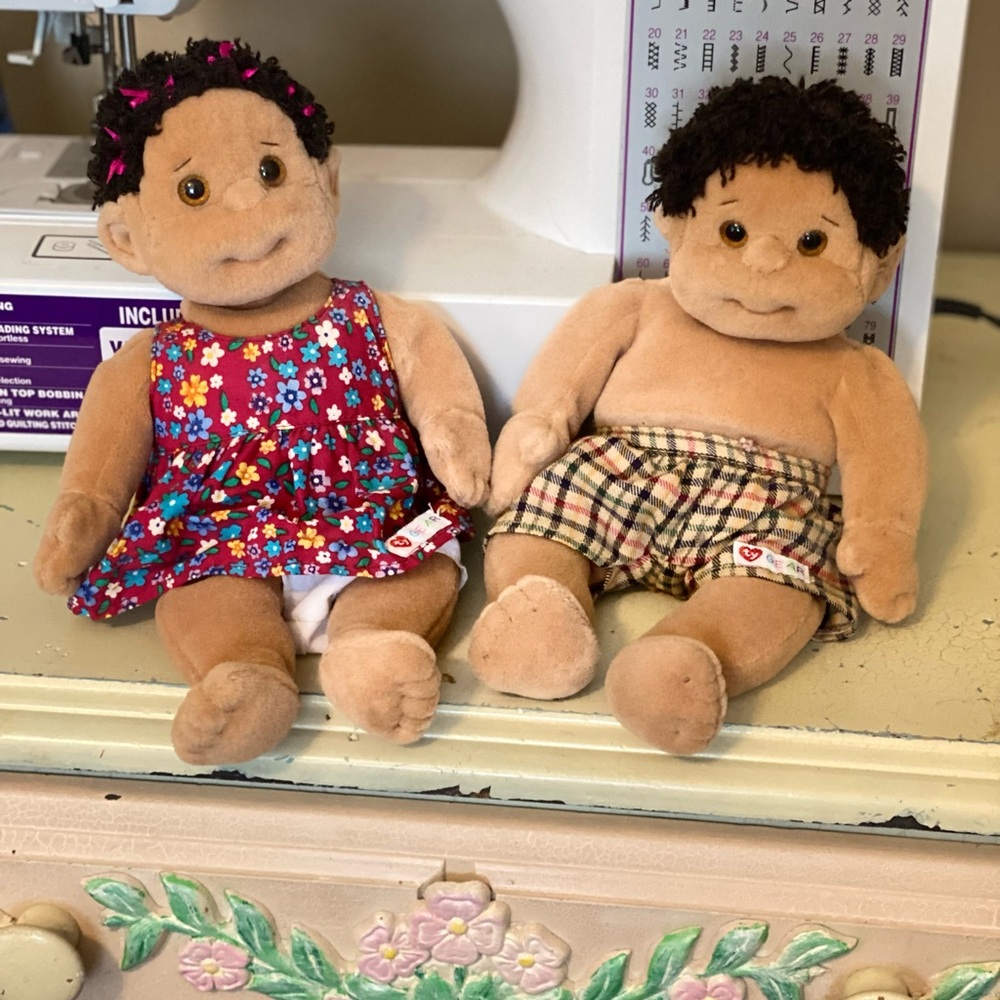 BINNIE DOLLS / AFRICAN AMERICAN BOY AND GIRL /